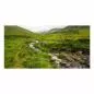 Preview: Idyllischer Bach schlängelt sich durch grüne Hügel der schottischen Highlands, ruhiger Ort in der Natur.