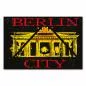 Preview: Brandenburger Tor & Schriftzug "Berlin City" - stylisches Design für Berlin-Fans.