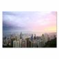 Preview: Die Skyline von Hongkong im Sonnenuntergang - Wolkenkratzer spiegeln sich im Wasser.