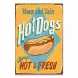 Preview: Retro-Schild für ein saftigen Hot Dog, ideal für Imbissbuden, Restaurants und Food-Blogs.