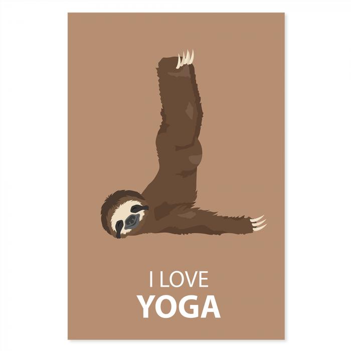 Entspanntes Faultier streckt Beine, "I love Yoga" - humorvoll & langsam.