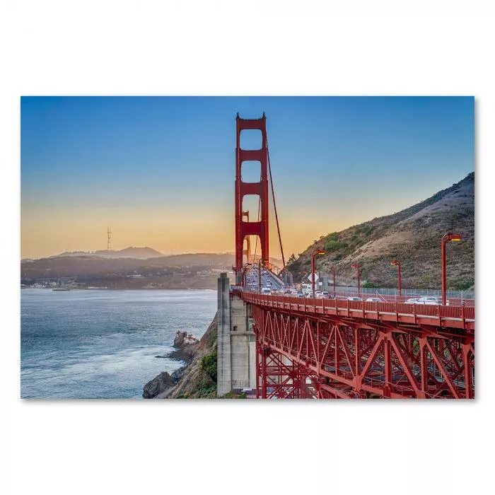 Golden Gate Bridge, Sonnenuntergang, Verkehr, Blick auf Bucht (San Francisco).