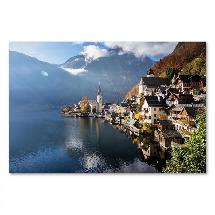 Hallstatt (Österreich), Hallstätter See, Herbstfarben, Berge & Wolken.