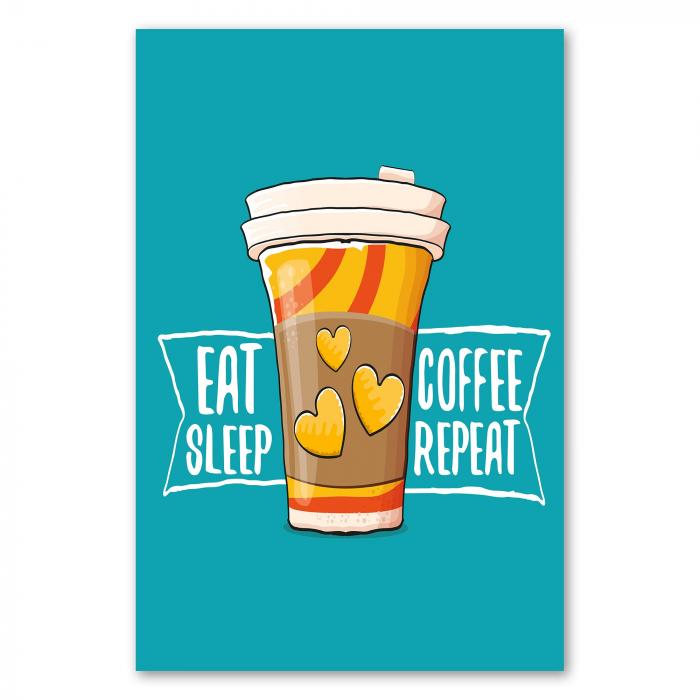 Coffee-to-go Becher mit "Eat Sleep Coffee Repeat", türkiser Hintergrund.