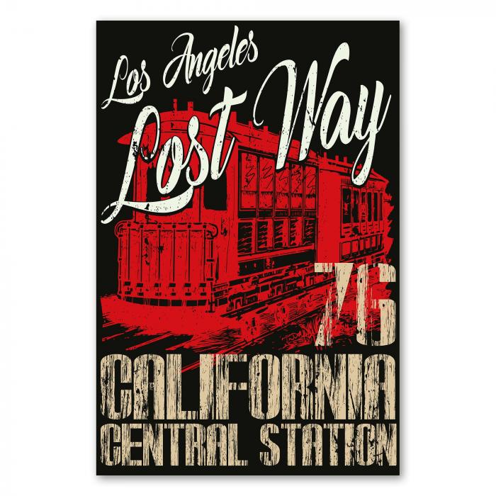 Nostalgisches Design: California Central Station in Los Angeles mit historischem Zug.