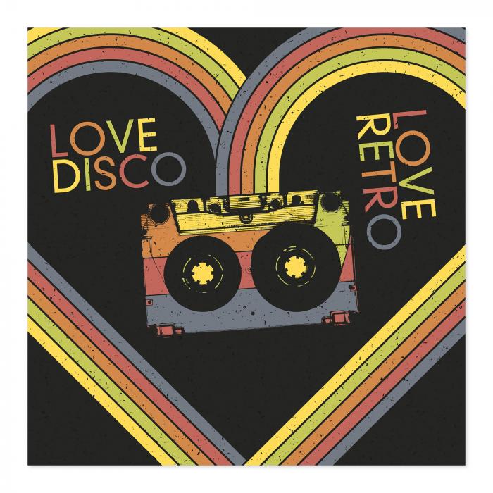 Buntes Retro-Design: Kassette, Regenbogenlinien & "Love Disco" im Herz.