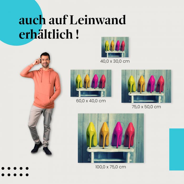 "Bunte High Heels auf Holzbank" Leinwandbild. Finde die ideale Größe für dein Zuhause & setze Akzente mit Kunst!