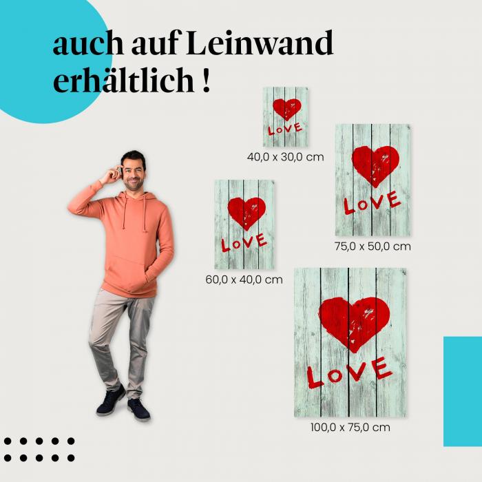 "LOVE": Leinwandbild. Herz, Holzwand.