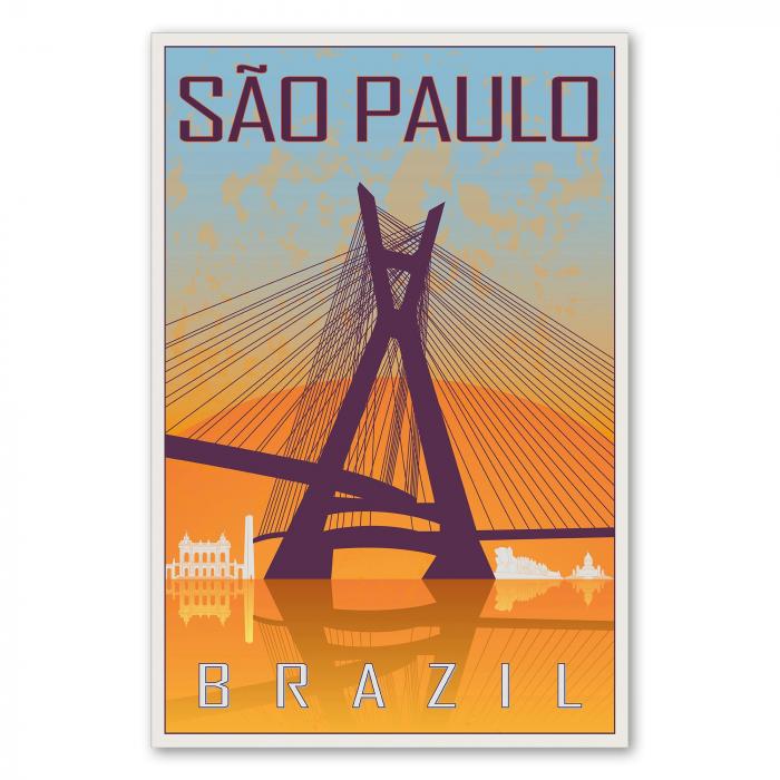 "São Paulo" - ein Retro-Reiseposter mit der berühmten Brücke und der Skyline der Stadt im Stil der 50er Jahre.