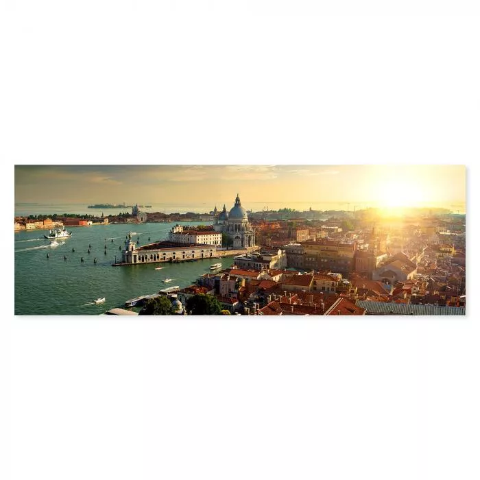 Panorama: Venedig bei Sonnenuntergang, Kanäle, Brücken, Gebäude, romantisch.