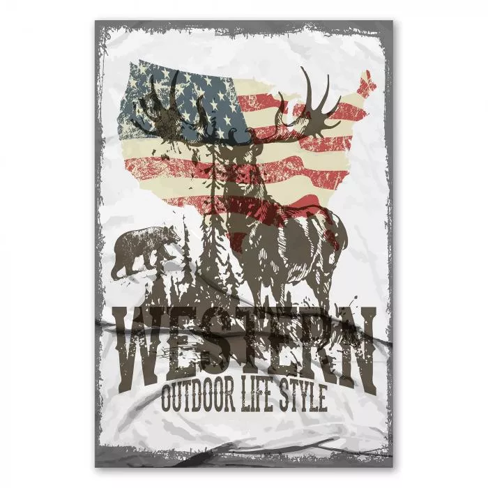 Ein Hirsch und ein Bär vor einer US-Flagge. Das Design trägt den Schriftzug "Western Outdoor Lifestyle".