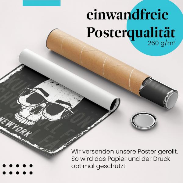 Gerolltes Poster "New Yorker Fashion Skull". Totenkopf mit Stil, sicher verpackt.