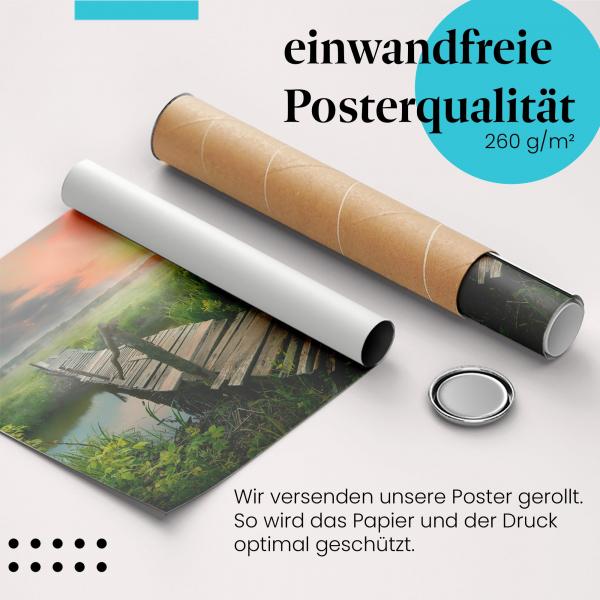 Gerolltes Poster "Brücke am Morgen". Ländliche Idylle, sicher verpackt.