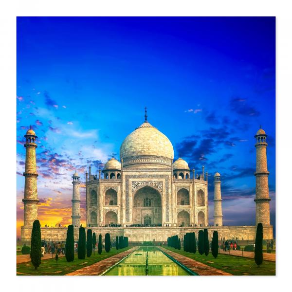 Taj Mahal im Licht des Sonnenuntergangs - magischer Ort, Geschichte & Romantik.