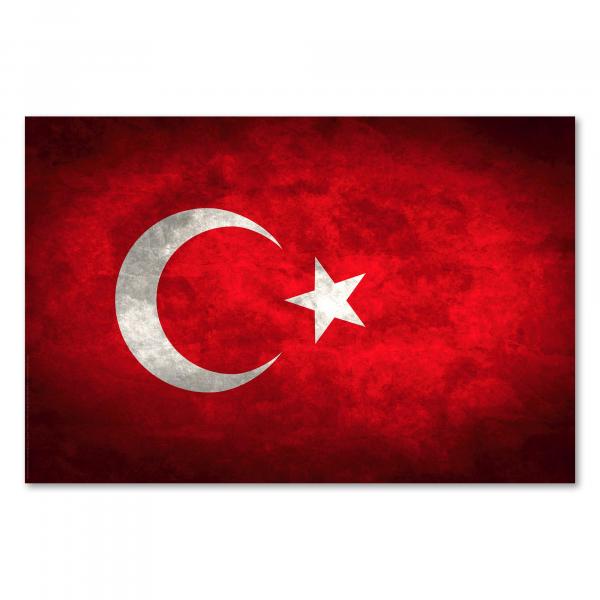 Die türkische Flagge mit rot und weiß ist ein starkes Symbol für die Kultur der Türkei.